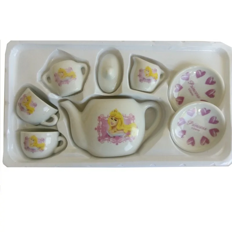 Service a thé 9 pièces princess en porcelaine Service a thé 9 pièces princess en porcelaine